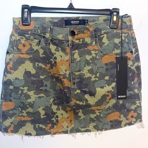 New Hudson Viper camo mini skirt